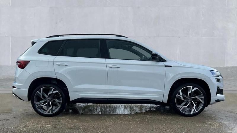 Used Skoda Karoq SportLine 150 HP (110 kW) 2025 White SUV