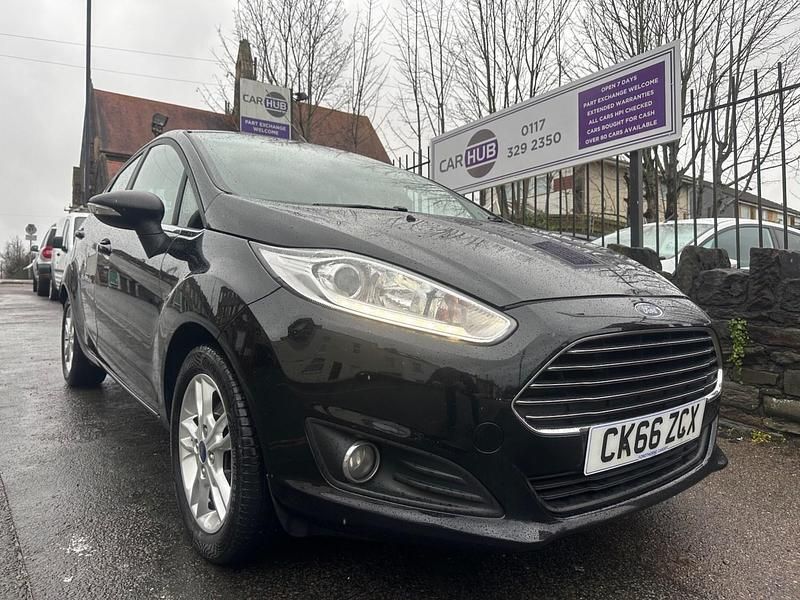 Used Ford Fiesta Zetec 82 HP (60 kW) 2016 Black Hatchback
