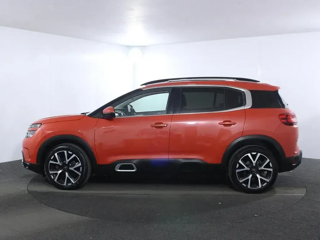 Used Citroën C5 Flair 131 HP (96 kW) 2019 Red Hatchback