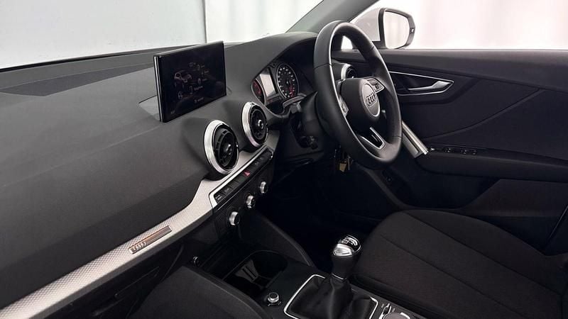 Used Audi Q2 150 HP (110 kW) 2023 White SUV