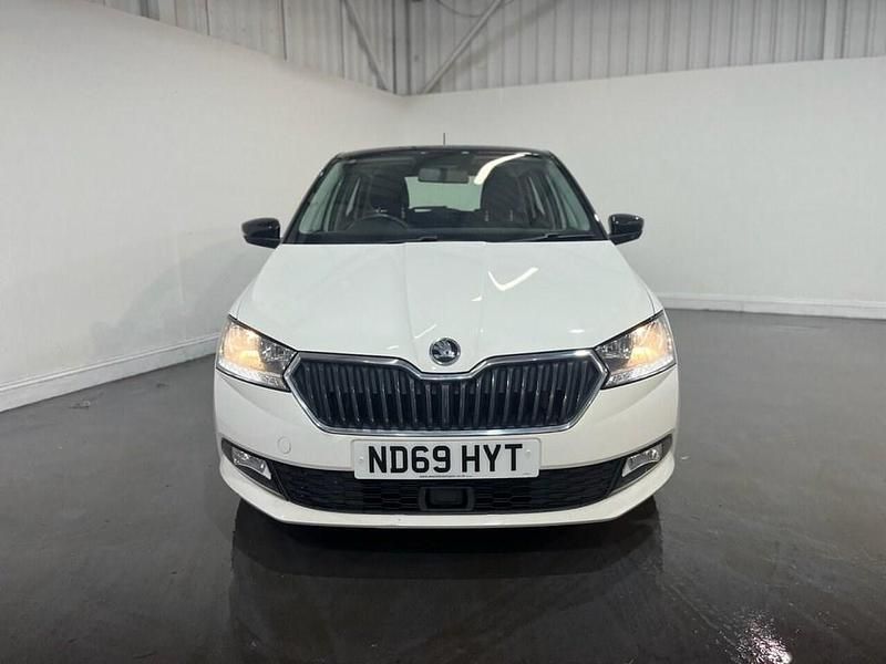 Used Skoda Fabia Colour Edition 95 HP (69 kW) 2020 White Hatchback