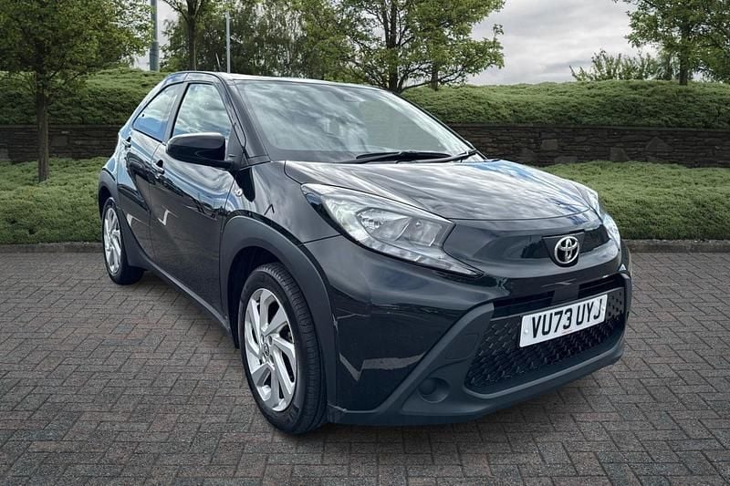 Black Used 2023 Toyota Aygo X PURE SUV | £13,485 - Image 1/4