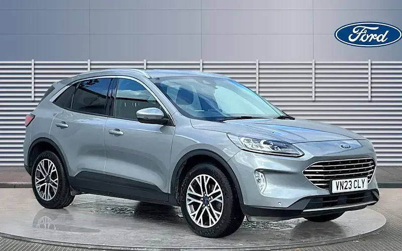 Usado Ford Kuga Titanium 150 HP (110 kW) 2023 SUV