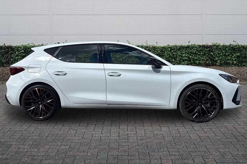 New Cupra Leon 2026 Glacial white Hatchback