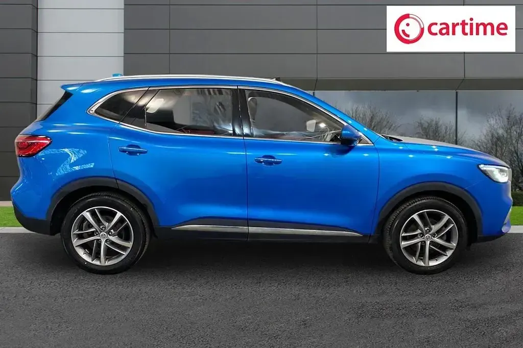 Begagnad MG HS Exclusive 162 HK (119 kW) 2020 Blå SUV