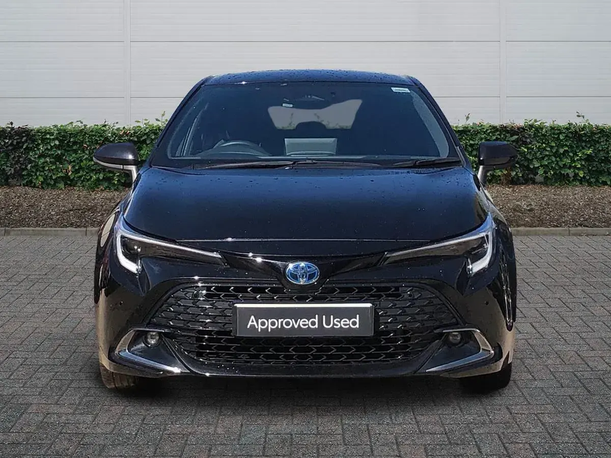 Used Toyota Corolla Design 2024 Black Hatchback