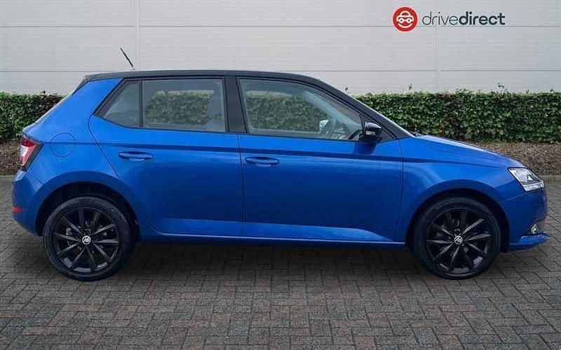 Used Skoda Fabia Colour Edition 95 HP (69 kW) 2020 Blue Hatchback