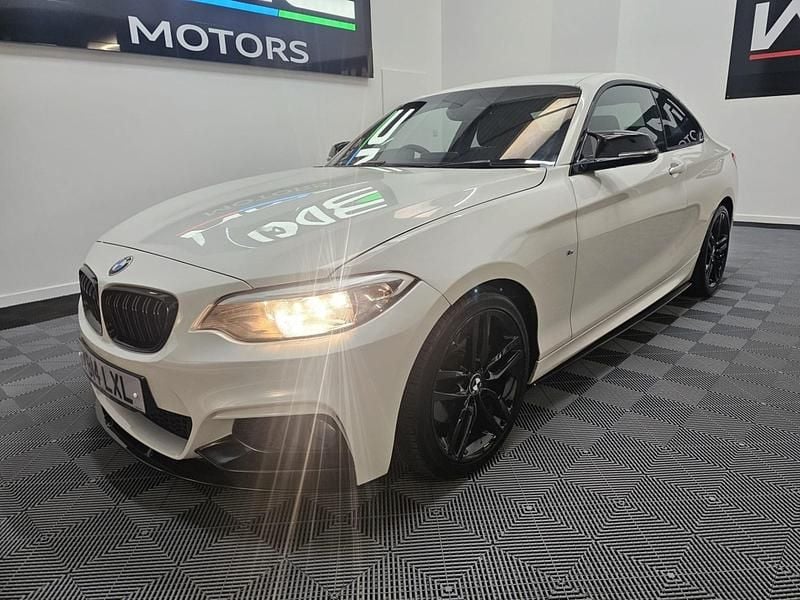 Used BMW 220 M Sport 2014 White Coupe