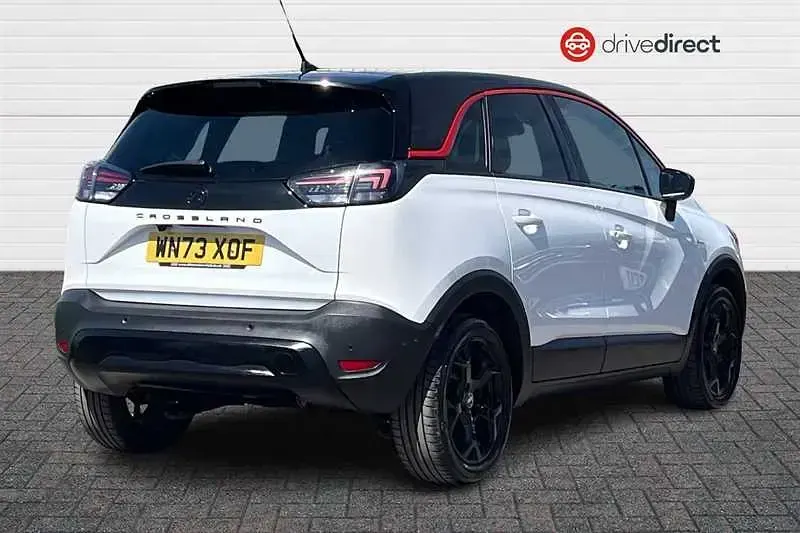 Used Vauxhall Crossland S 110 HP (80 kW) 2023 White SUV