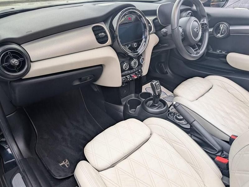 Used Mini Cooper Cabriolet Exclusive 136 HP (100 kW) 2021 Blue/black Cabriolet