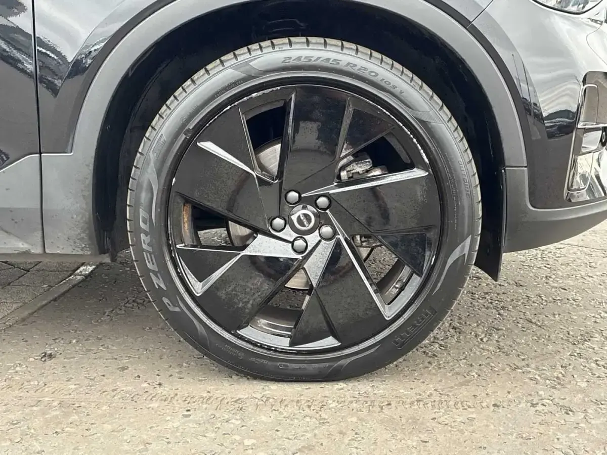 Used Volvo XC40 Plus 197 HP (144 kW) 2024 SUV