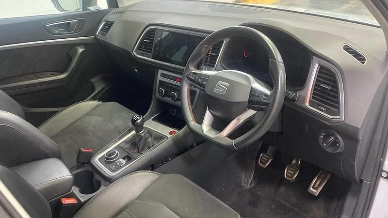 Used Seat Ateca FR 150 HP (110 kW) 2023 White SUV