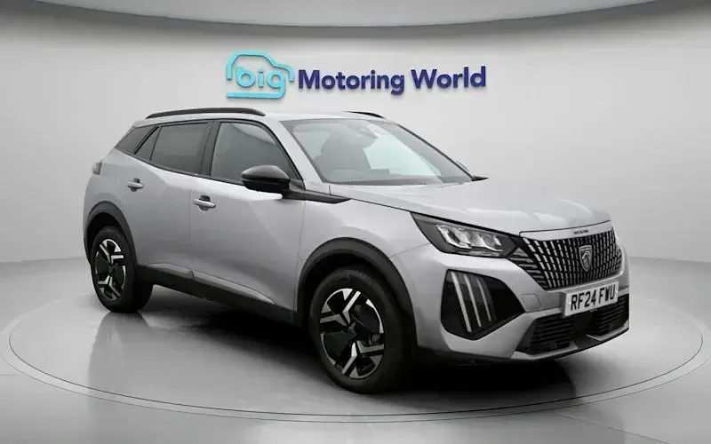 Used Peugeot 2008 Allure 131 HP (96 kW) 2024 Grey SUV