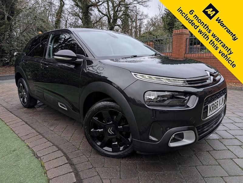Used Citroën C4 Cactus Flair 110 HP (80 kW) 2018 Obsidian black Hatchback