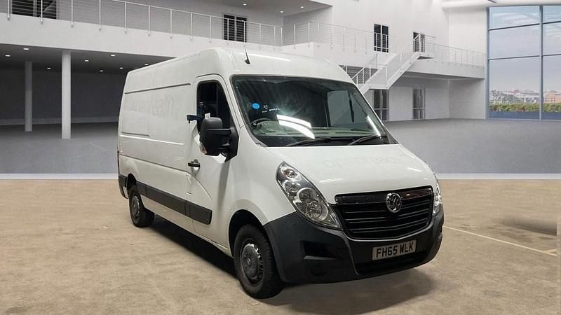 Second-hand Vauxhall Movano 136 CP (100 kW) 2016 Alb Monovolum
