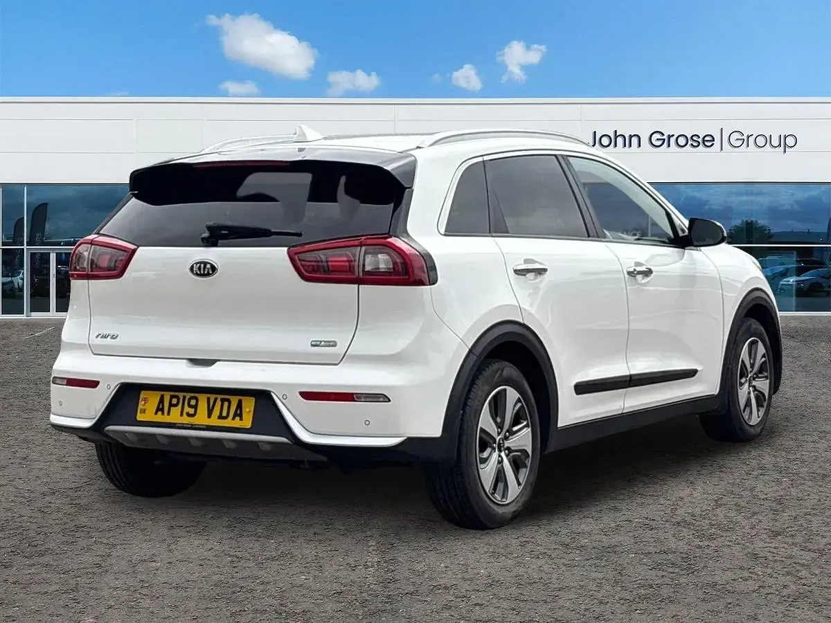 Used Kia Niro 2019 White SUV
