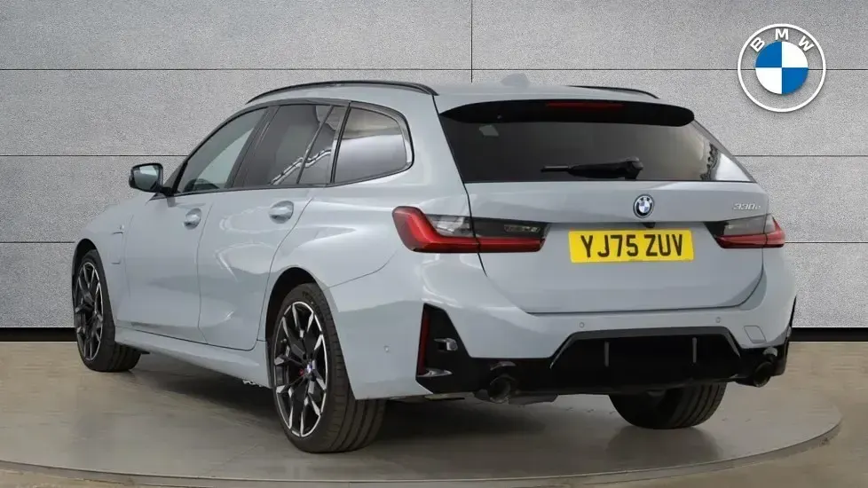 New BMW 330e M Sport 288 HP (211 kW) 2026 Grey Estate