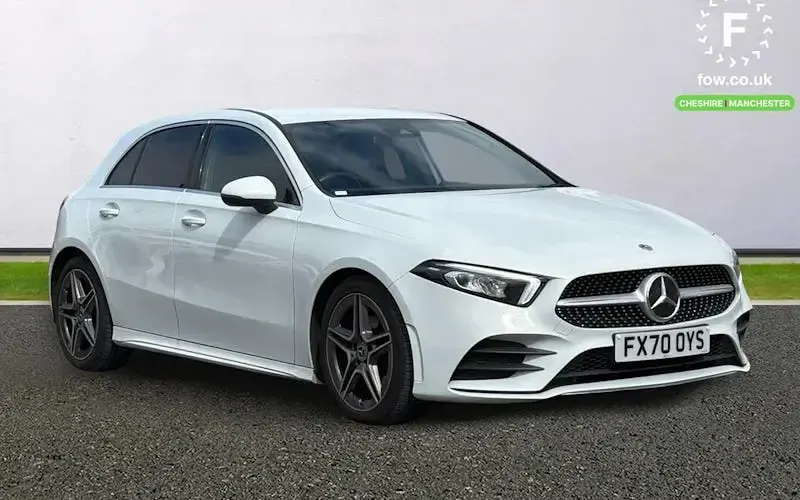 Gebraucht Mercedes A180 AMG line 136 PS (100 kW) 2020 Kleinwagen