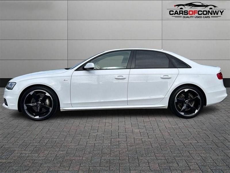 Used Audi A4 Black Edition 245 HP (180 kW) 2013 White Sedan