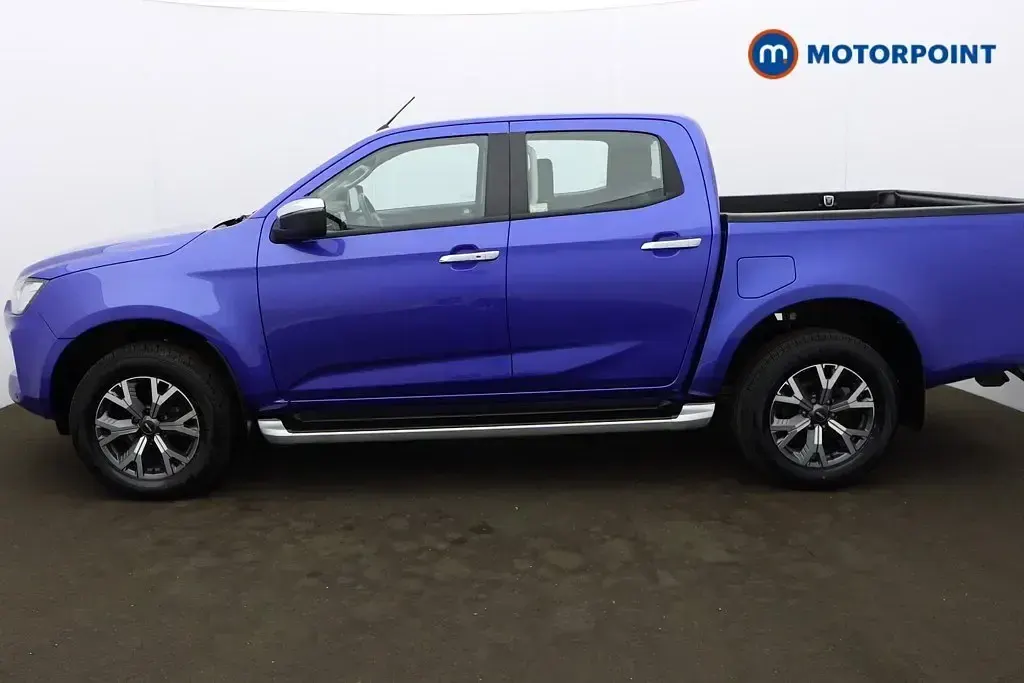 Begagnad Isuzu D-Max 2024 Blå Pickup