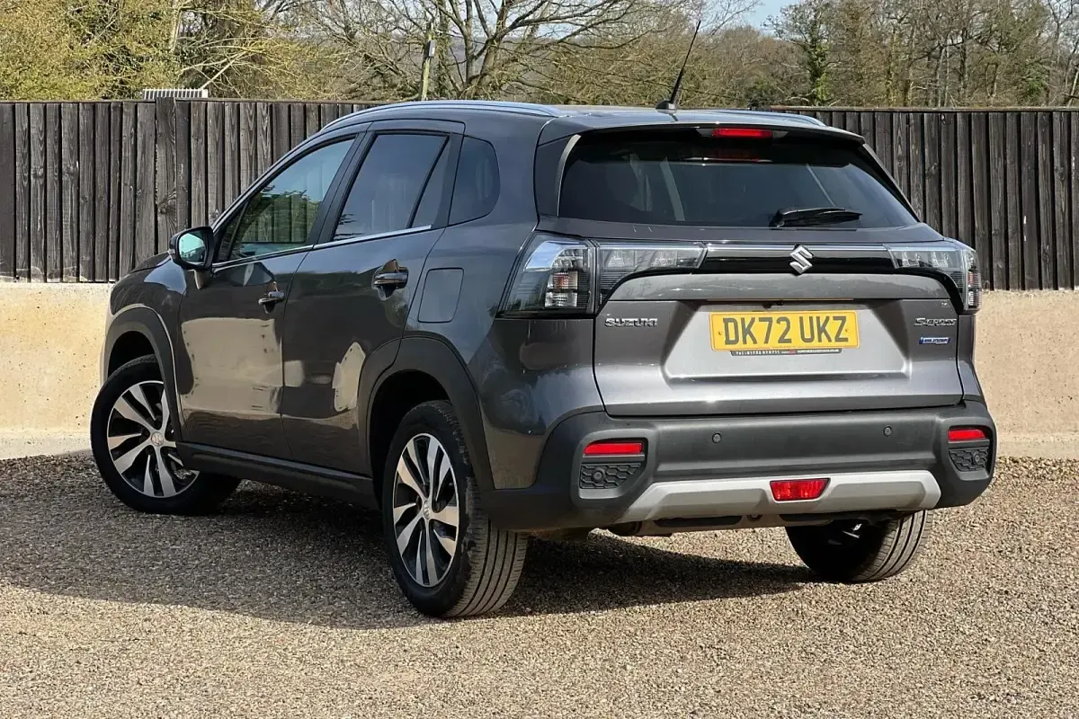 Usado Suzuki SX4 S-Cross 2023 Gris SUV