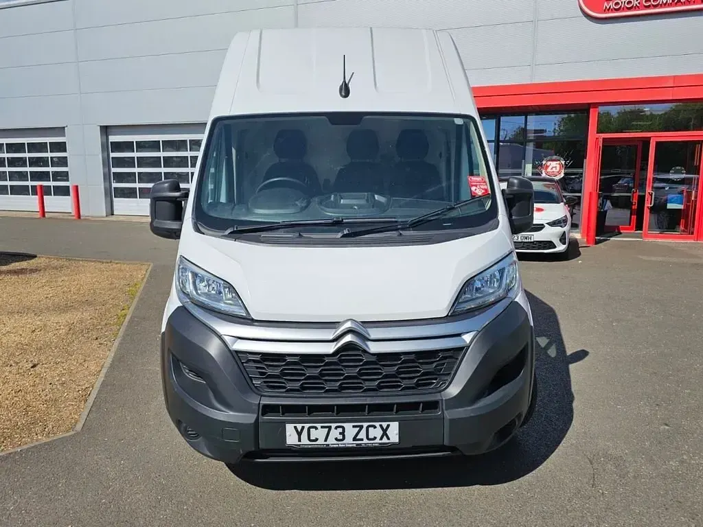 Usado Citroën Relay 140 CV (102 kW) 2023 Blanco Van