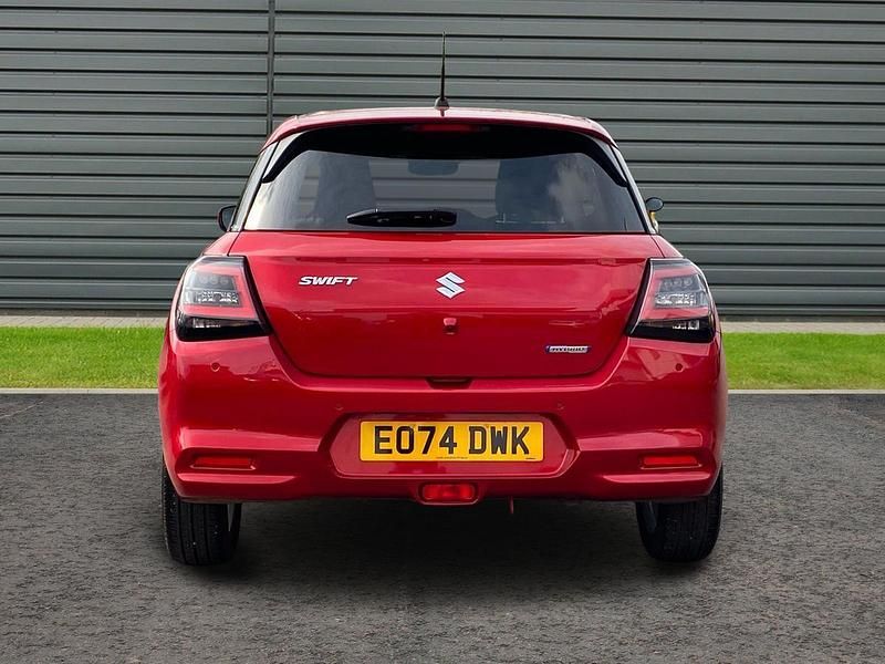Used Suzuki Swift 82 HP (60 kW) 2024 Red Hatchback