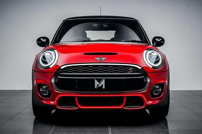 Used Mini Cooper S Hatch 192 HP (141 kW) 2018 Red Hatchback