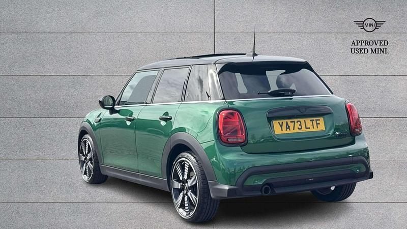 Used Mini Cooper Exclusive 134 HP (98 kW) 2023 Green Hatchback