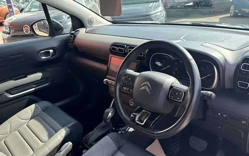 Used Citroën C3 Aircross PureTech 131 HP (96 kW) 2023 Grey SUV