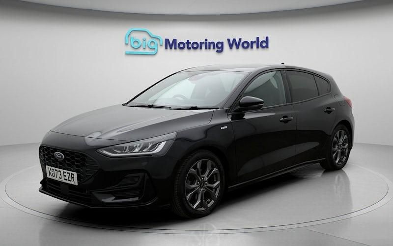 Used Ford Focus ST-Line 125 HP (91 kW) 2024 Black Hatchback