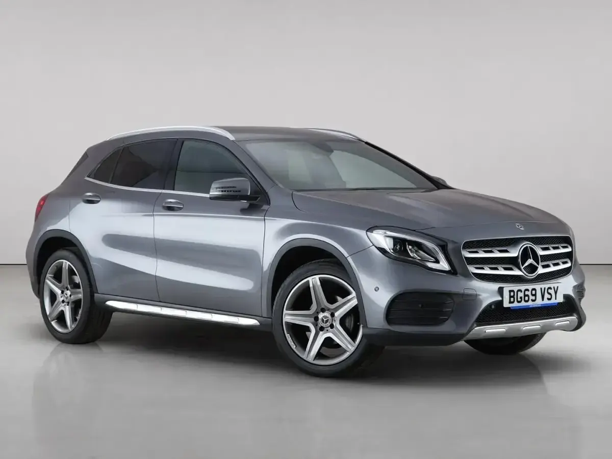 Used Mercedes GLA180 AMG line 122 HP (89 kW) 2020 SUV