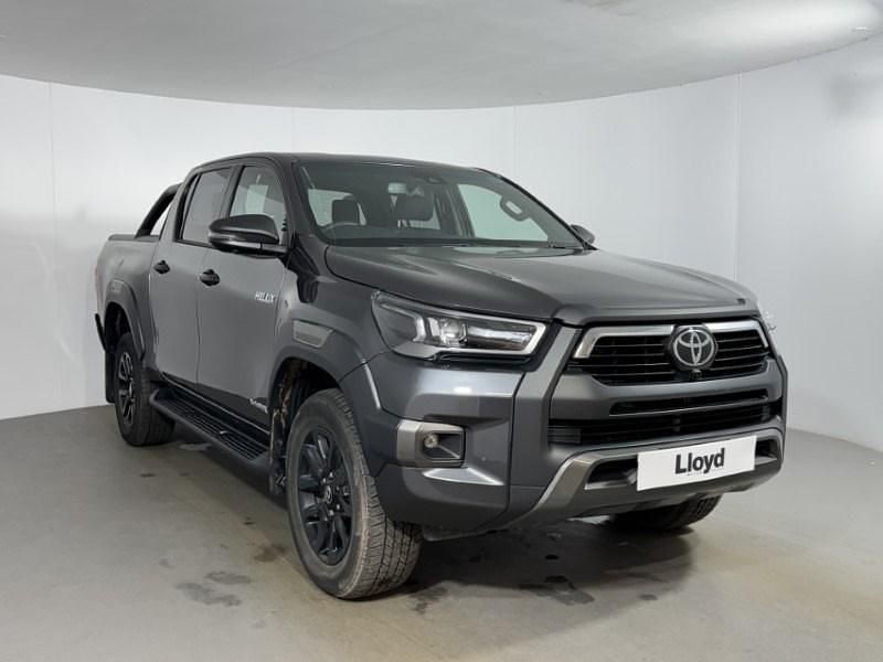 Used Toyota HiLux 204 HP (150 kW) 2025 Grey Pickup