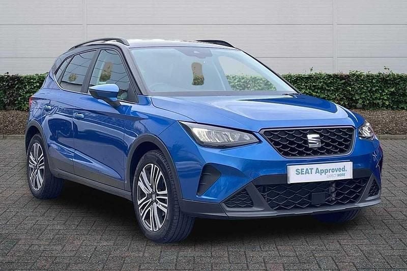 Blue Used 2023 Seat Arona SE SUV | £13,473 (Good price) - Image 1/4