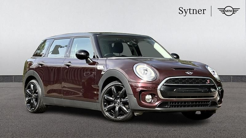 Red Used 2018 Mini Cooper SD Clubman Estate | £16,500 - Image 1/4