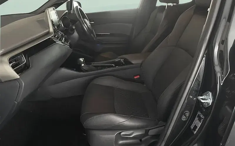 Used Toyota C-HR 184 HP (135 kW) 2022 Black SUV