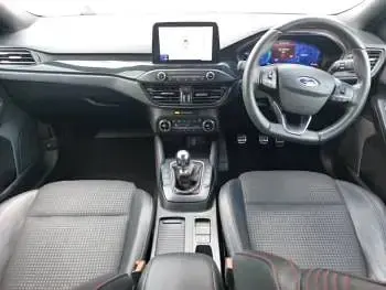 Used Ford Focus ST-Line X 125 HP (91 kW) 2020 Red Hatchback