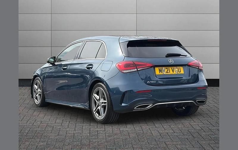 Used Mercedes A180 Executive 136 HP (100 kW) 2021 Blue Hatchback