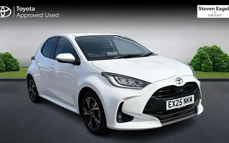 Used Toyota Yaris Design 116 HP (85 kW) 2025 Hatchback