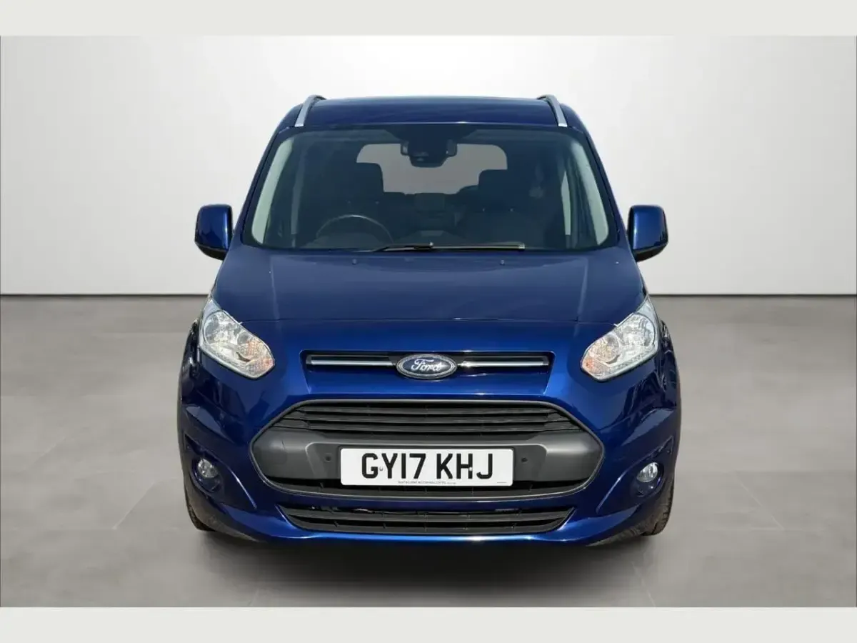 Used Ford Tourneo Connect Titanium 118 HP (86 kW) 2017 Blue MPV