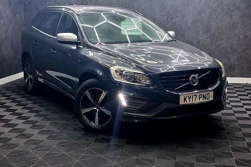 Used Volvo XC60 R-Design 190 HP (139 kW) 2017 Grey SUV