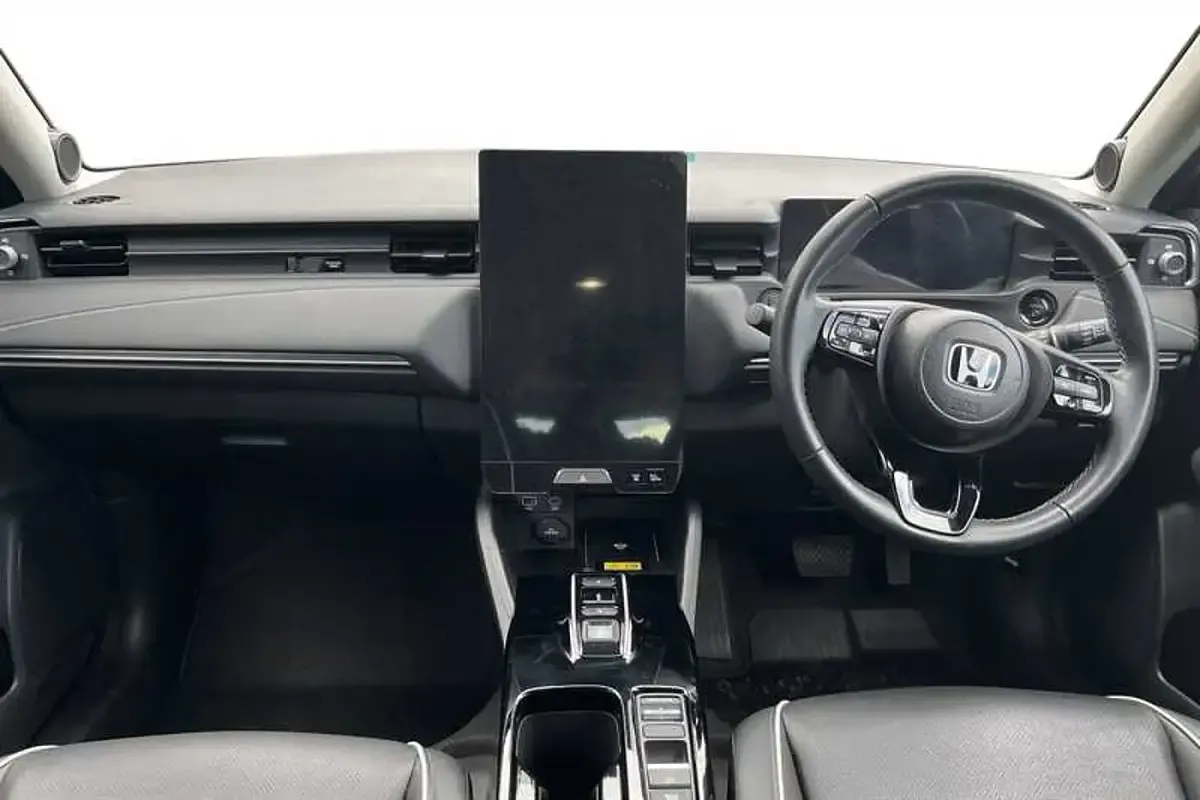 Used Honda e:Ny1 Elegance 150 kW (204 HP) 2024 Red SUV