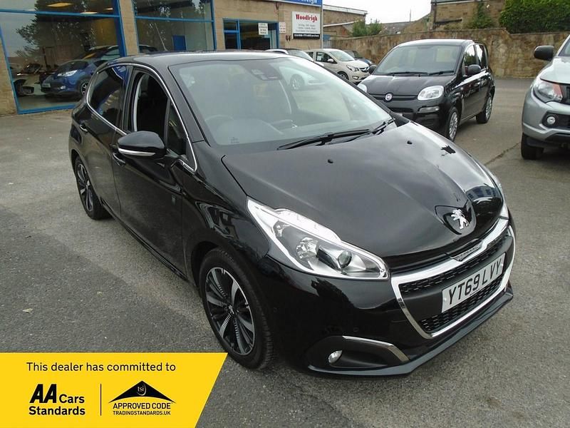 Black Used 2019 Peugeot 208 S Hatchback | £7,295 (Fair price) - Image 1/4