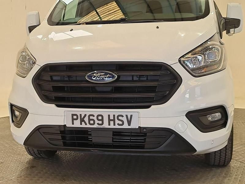 Begagnad Ford Transit Custom Trend 130 HK (95 kW) 2019 Vit Van