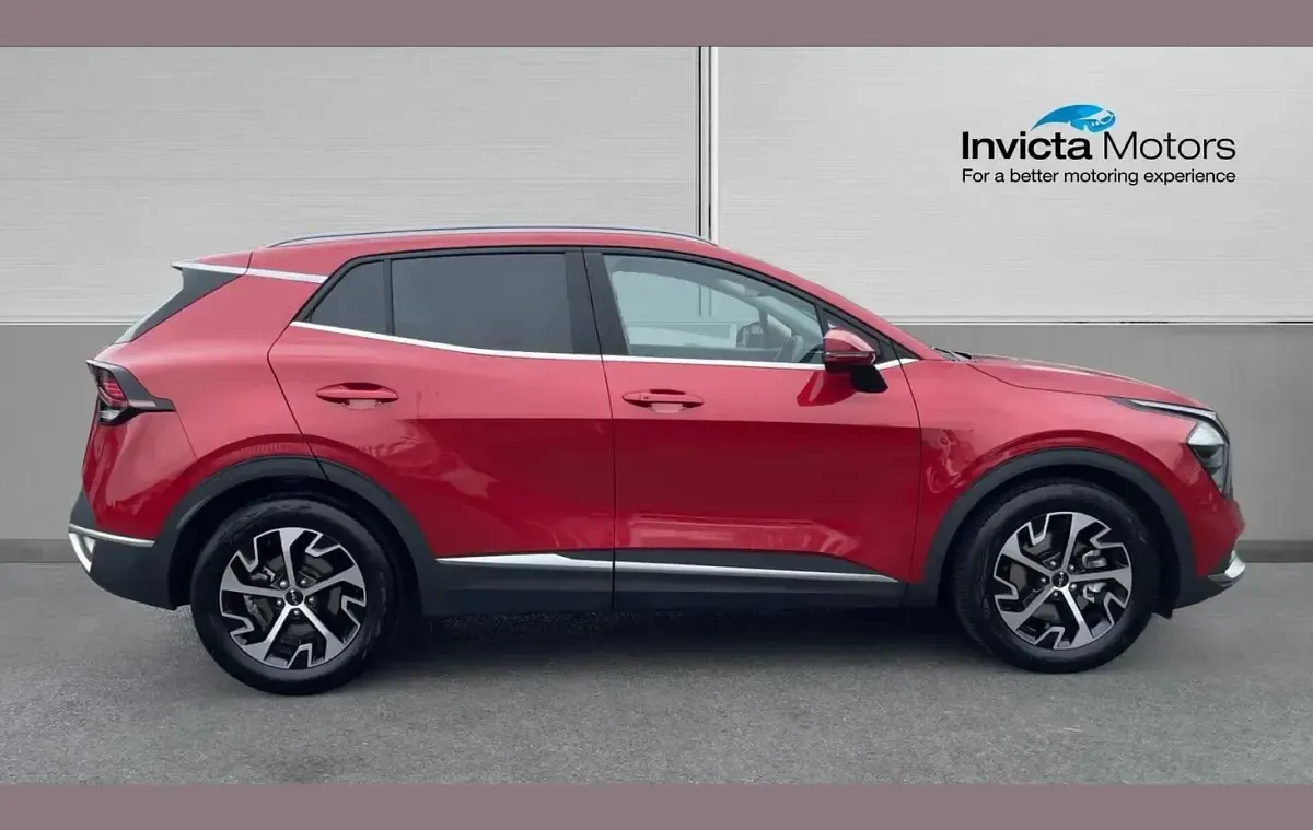 Used Kia Sportage 157 HP (115 kW) 2025 Red SUV