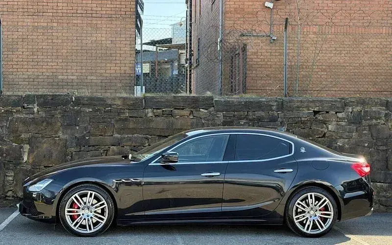 Used Maserati Ghibli 330 HP (242 kW) 2015 Black Sedan