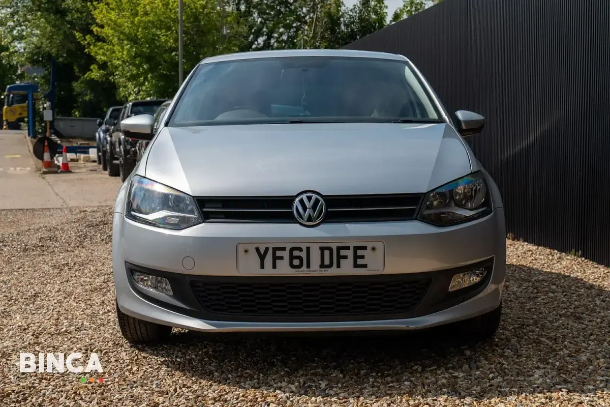 Używany VW Polo Match 85 KM (62 kW) 2011 Srebrny Hatchback