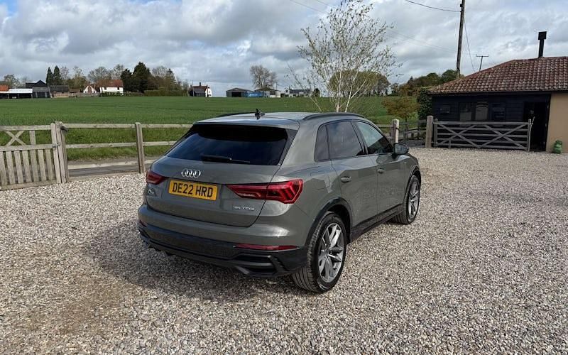 Używany Audi Q3 Black Edition 150 KM (110 kW) 2023 SUV