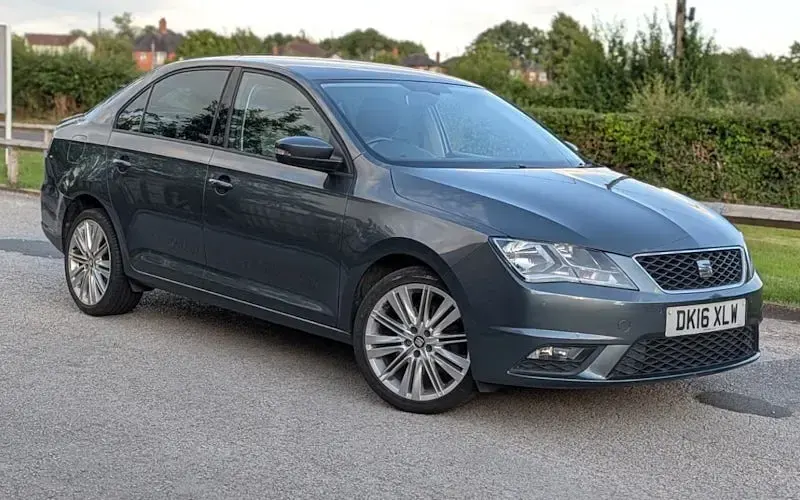 Used Seat Toledo Style 110 HP (80 kW) 2016 Grey Hatchback