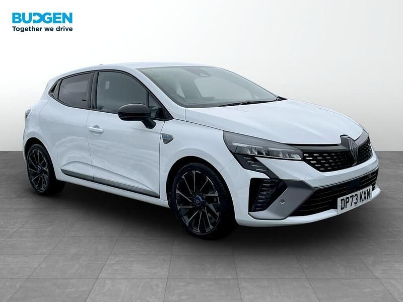 White Used 2024 Renault Clio V Esprit Alpine Hatchback | £15,891 (Fair price) - Image 1/1
